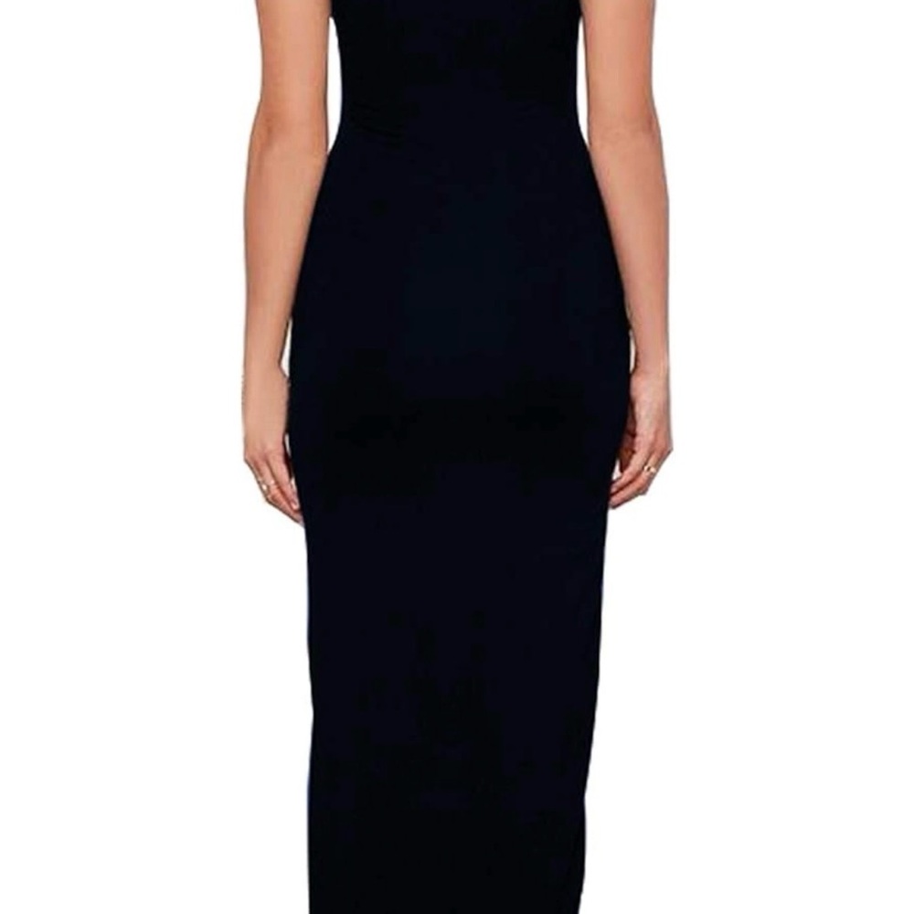Elegant Black Bodycon Maxi Dress - Picture 2 of 10
